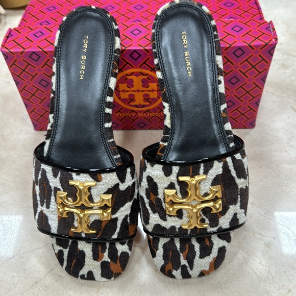 TORY BURCH ELEANOR SLIDE GOAT AND PATENT LEATHER W/LEOPARD PRINT STRAP SIZE 8 - Picture 4 of 13